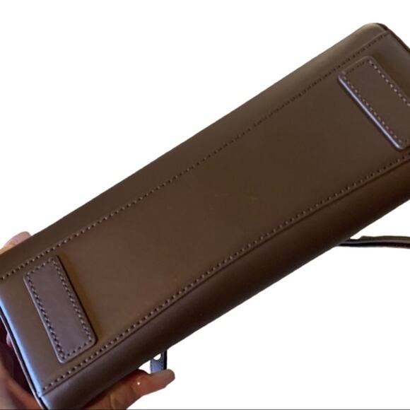 Brown Modern Leather Purse - Picture 16 of 16